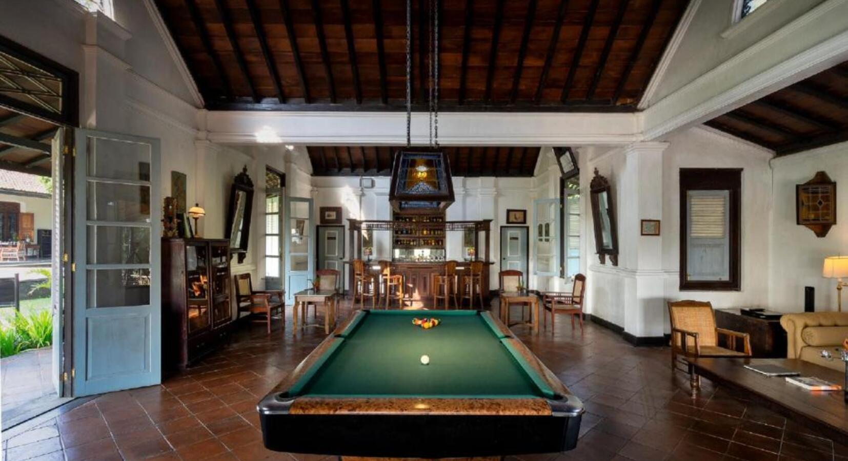 Billiard Room with Bar