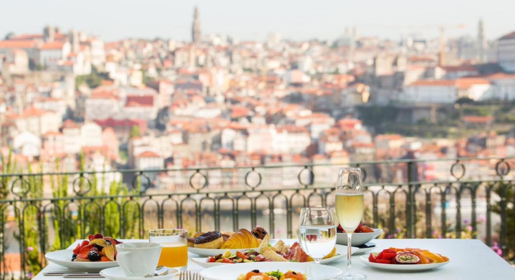 Terrace dining