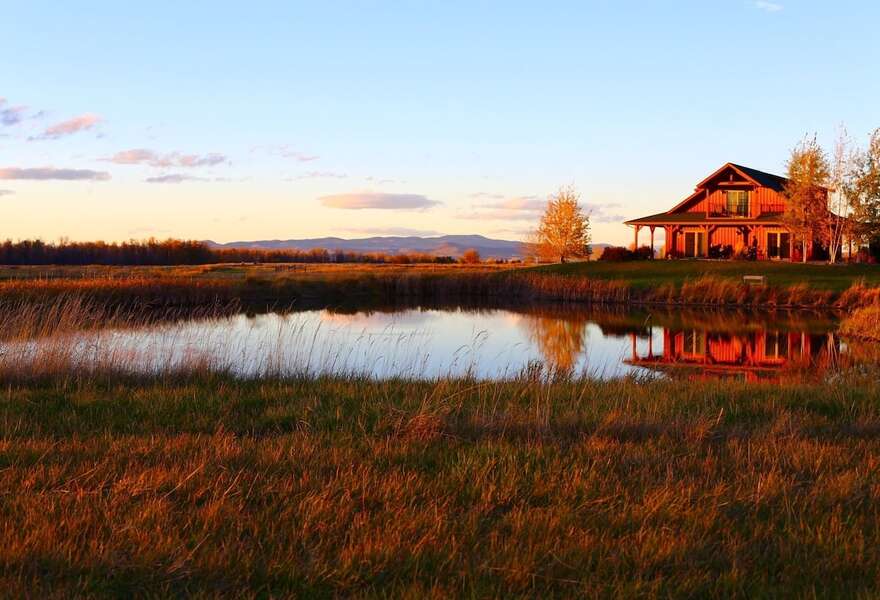 Gallatin River Lodge