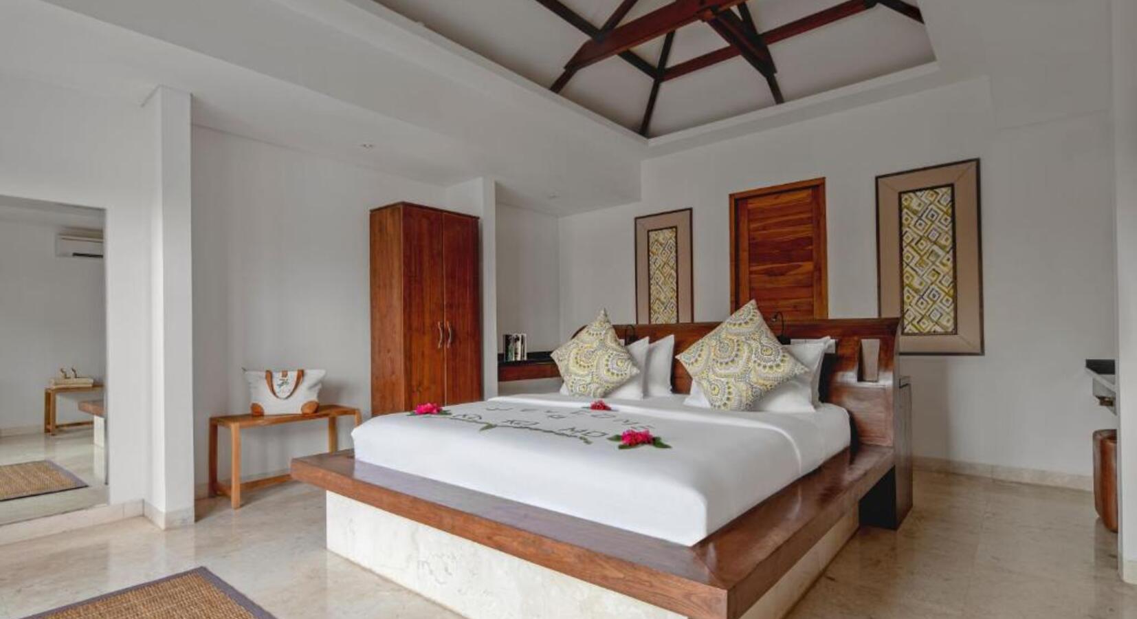 One-Bedroom Pool Villa - Bedroom 