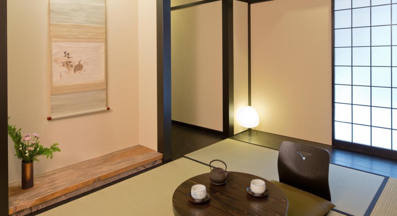 Japanese-style room