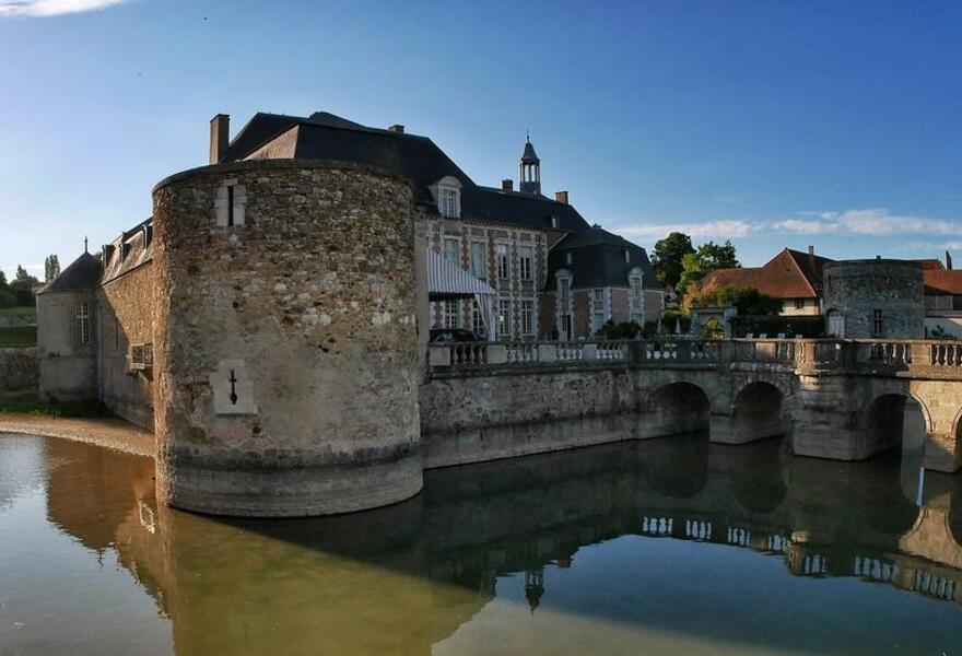 Chateau d'Etoges