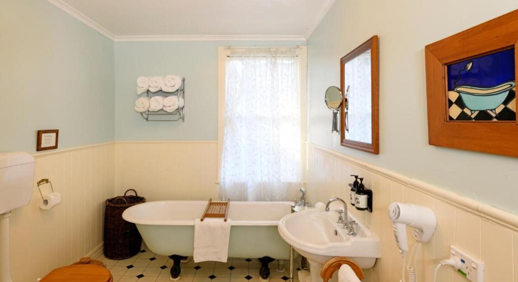 Classic Bathroom with Tub