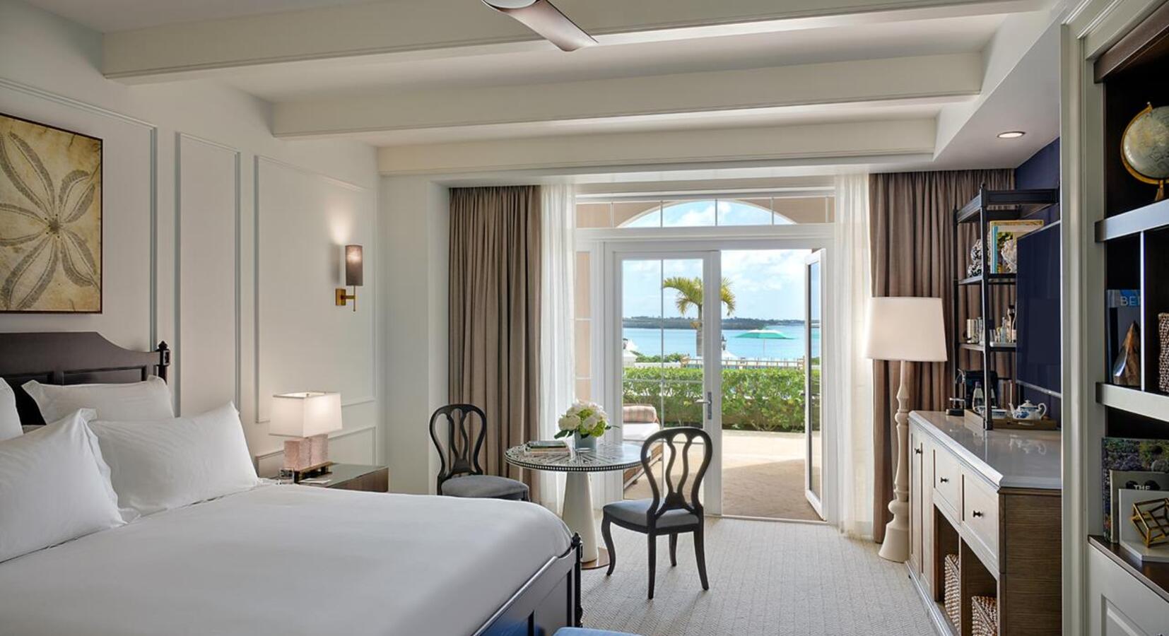 Ocean view poolside room