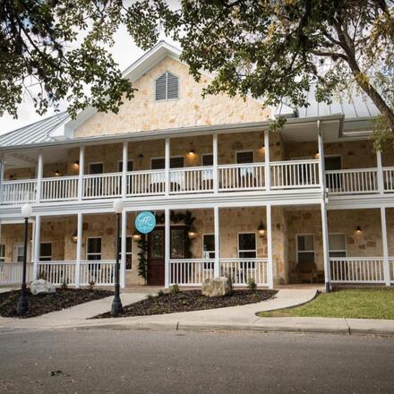 Gruene River Hotel and Retreat