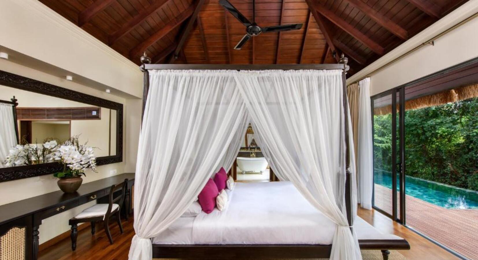 Deluxe Pool Villa - Bedroom  