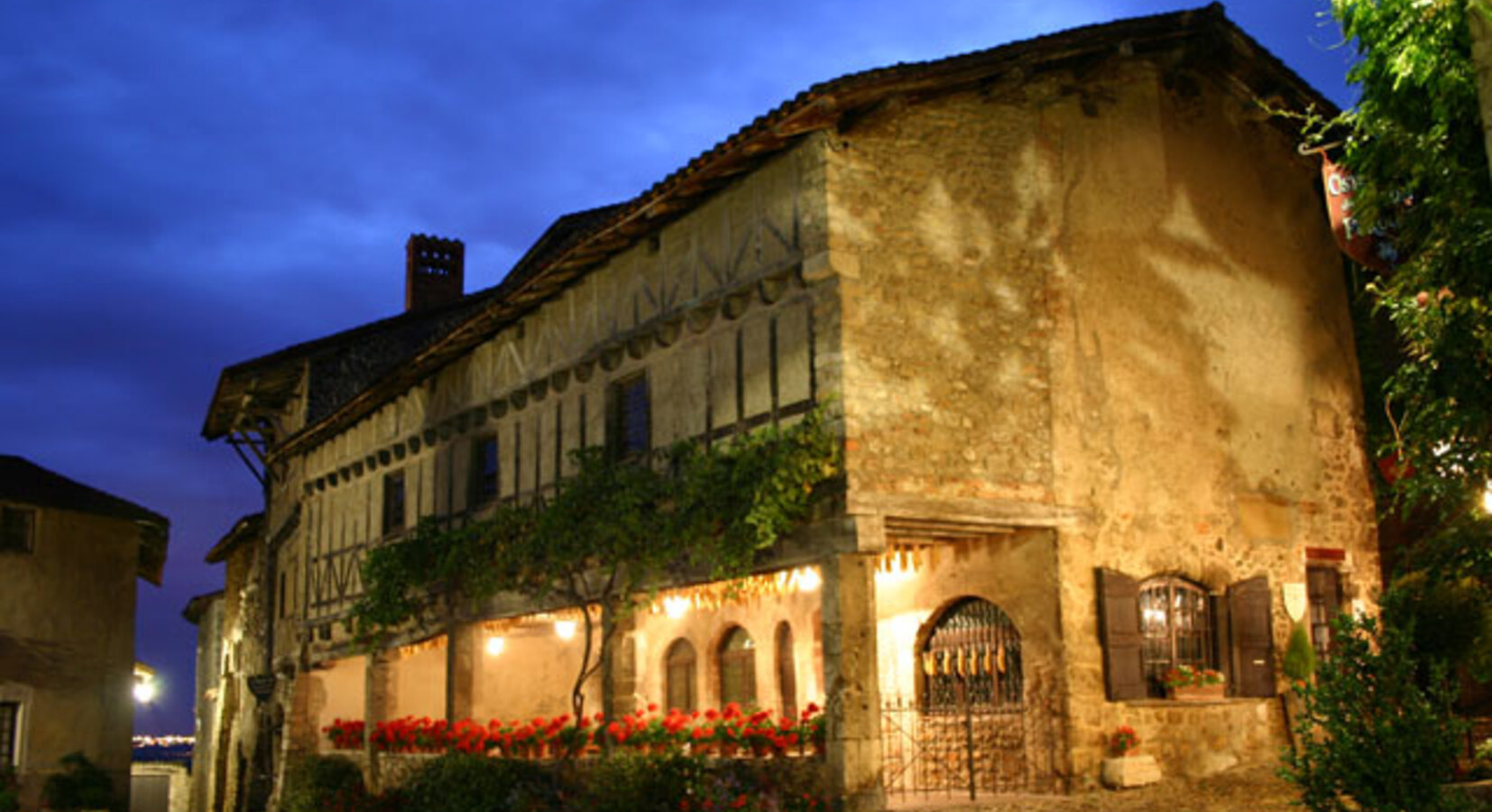 Photo of Hostellerie du Vieux Pérouges