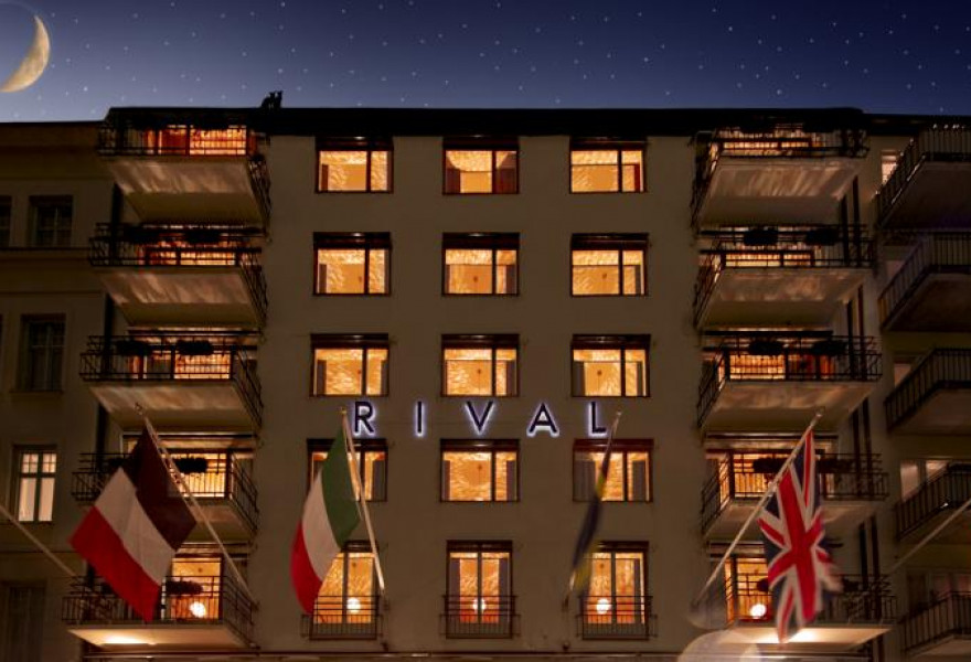 Hotel Rival