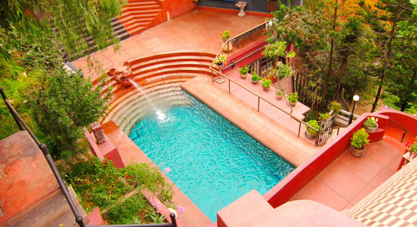 Swimming pool